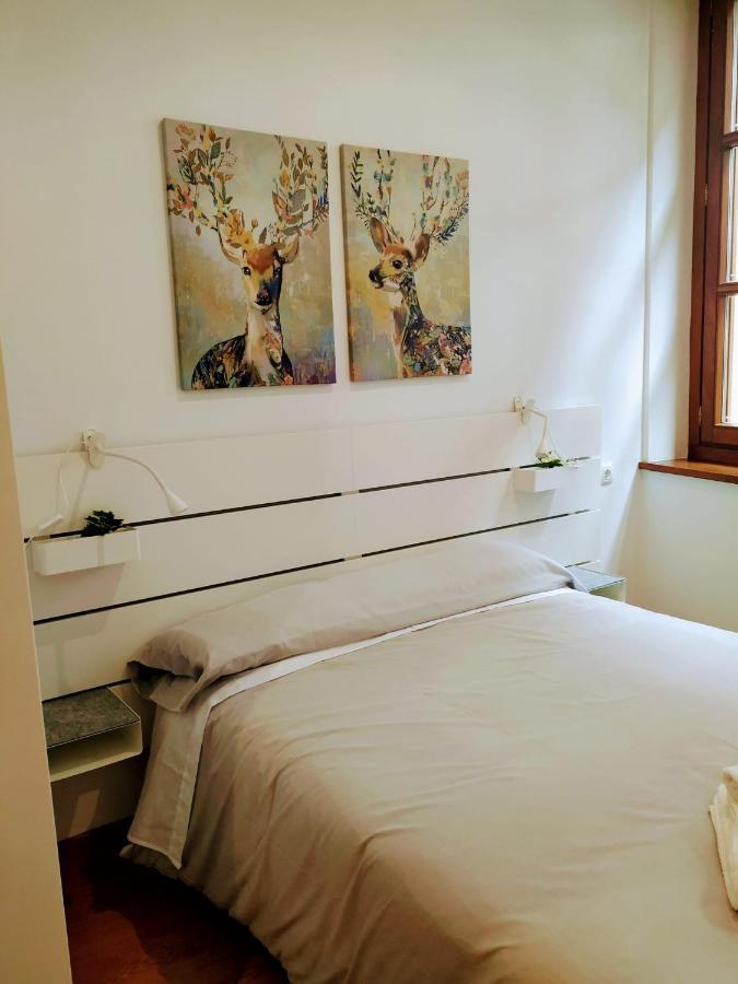 Instituto 2º Apartment Gijon Bagian luar foto