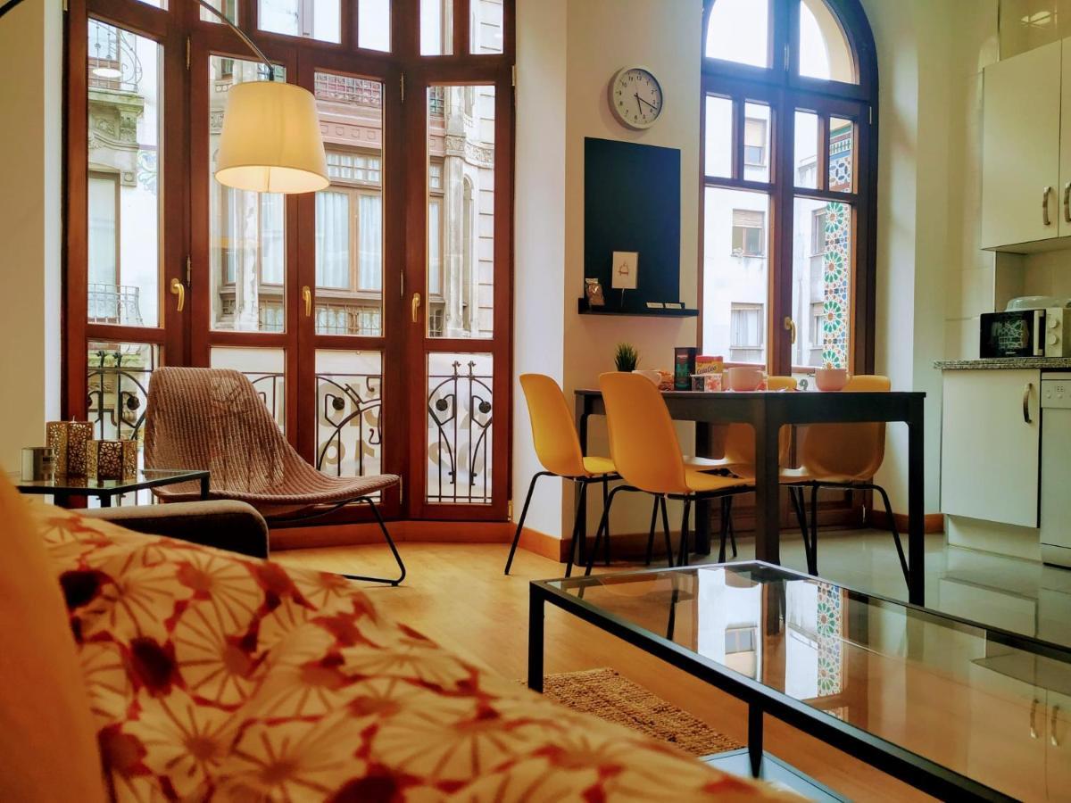 Instituto 2º Apartment Gijon Bagian luar foto